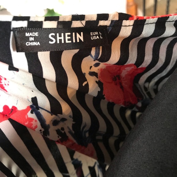 Black and White Striped Floral Ruffle Top - Picture 5 of 5